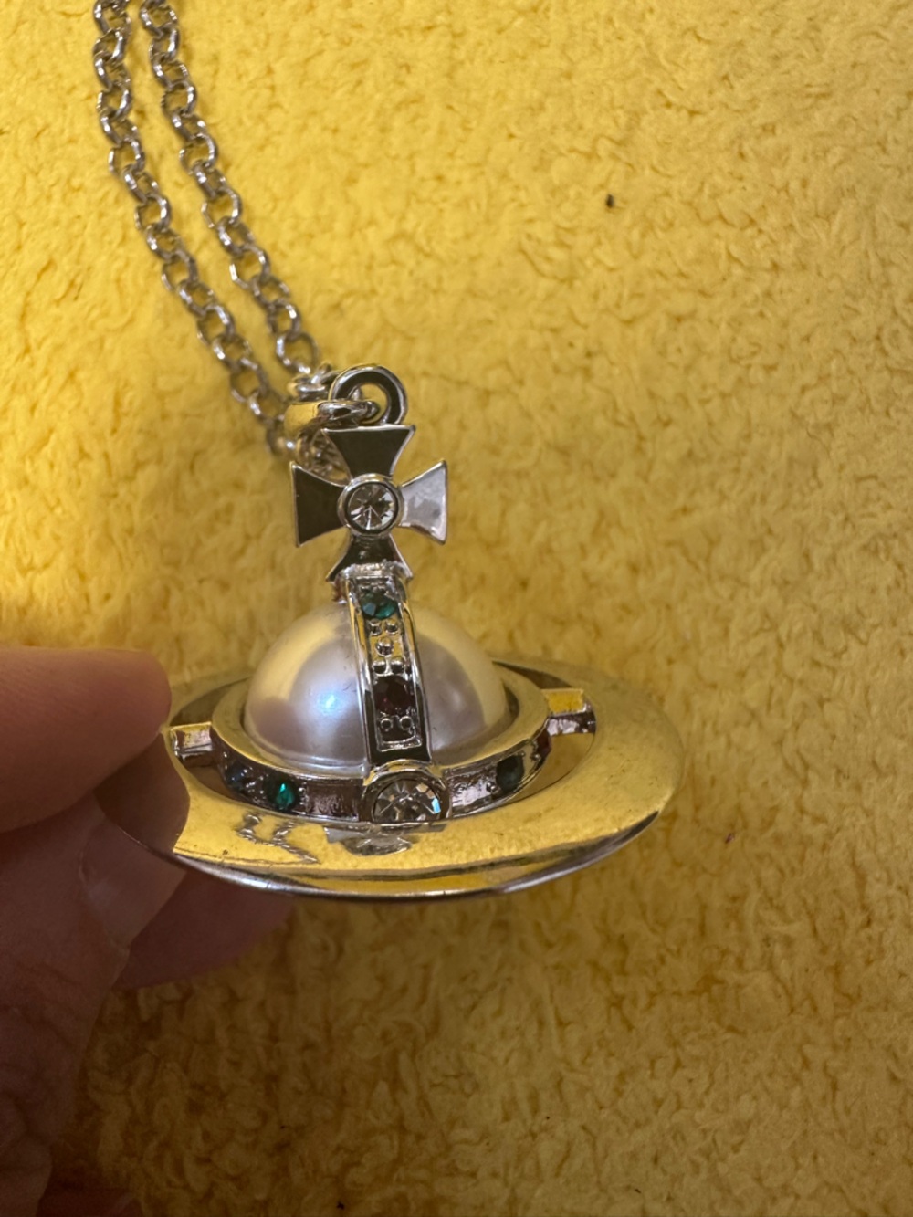 Vivienne Westwood Silver Orb Pendant Necklace with Pearl-big and long - Picture 2 of 4